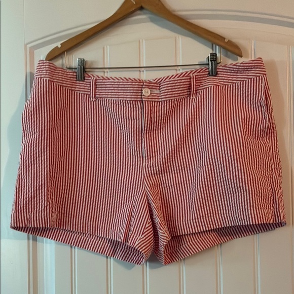 Gap Seersucker Shorts Size 18 - Picture 1 of 3